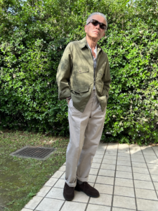 LemireのField JacketとEral55のチノパンのコーデ