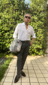 Alain Delon Hommage Style Polo shirt with grey trousers