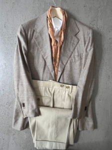 autumn_beige_jacket_style_combo