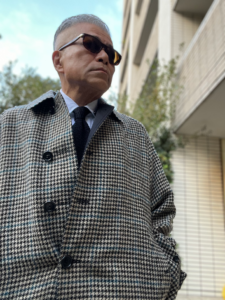 single_raglan_coat_from_anatomica